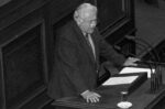 ΠΑΣΟΚ: Έφυγε από τη ζωή το ιστορικό στέλεχος Νίκος Ακριτίδης – Υπήρξε υπουργός επί Ανδρέα Παπανδρέου