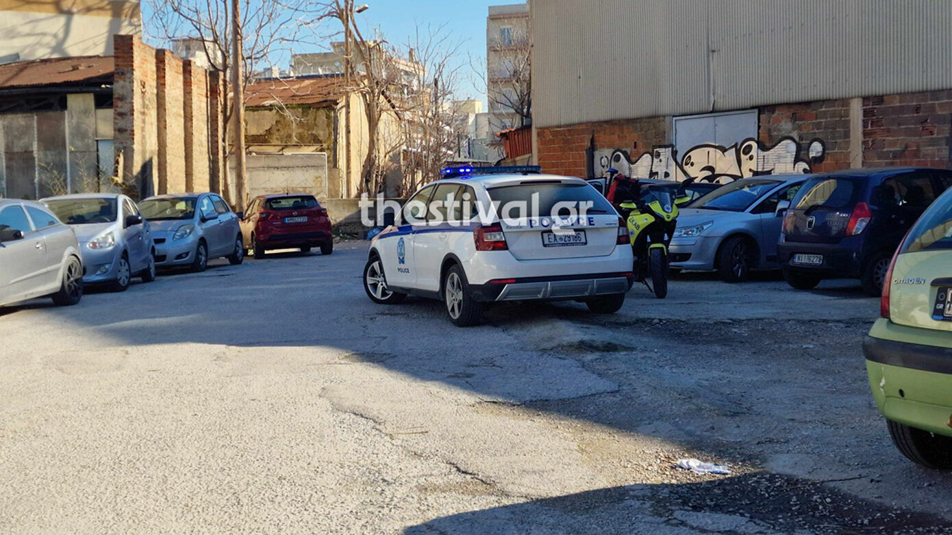 Σοκ στη Θεσσαλονίκη: Σορός άνδρα εντοπίστηκε δίπλα σε εμπορικό κέντρο