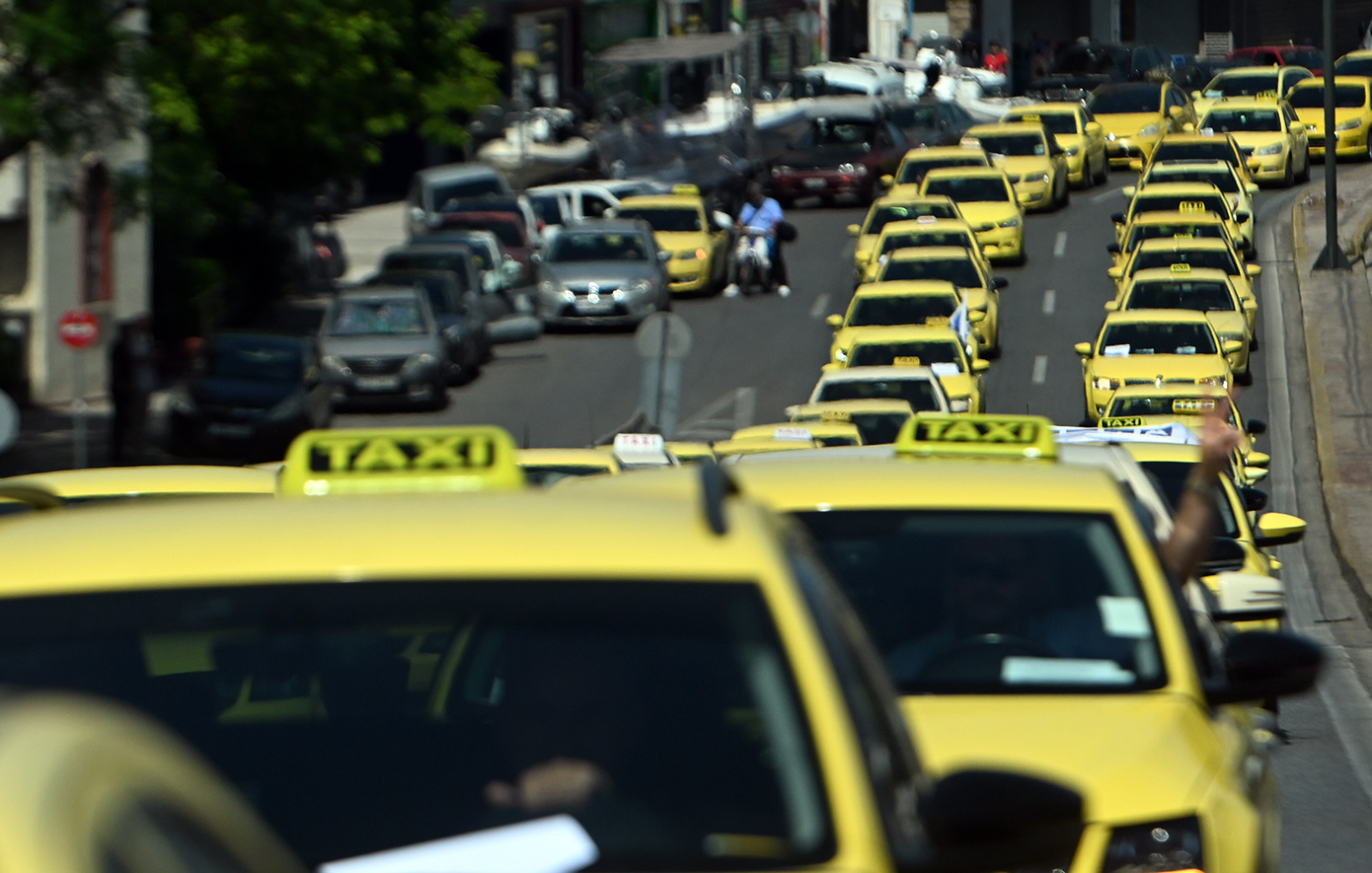 Ταξί: Απεργία 48 ωρών στις 13 και 14 Ιανουαρίου