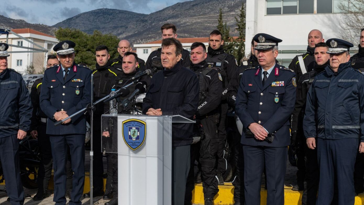 Η ΕΛ.ΑΣ. αποκτά 431 καινούργιες μοτοσικλέτες – «Υπόσχεσή μας να είμαστε πάντα κοντά στους πολίτες», δήλωσε ο Χρυσοχοΐδης