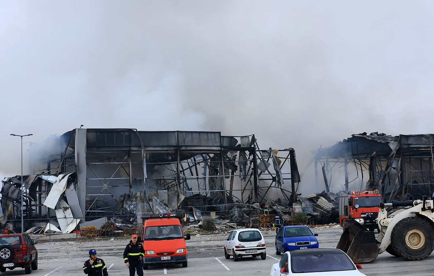 Διαδήλωση στη Λάρισα από το Εργατικό Κέντρο για το ατύχημα στη μπισκοτοβιομηχανία «Βιολάντα»