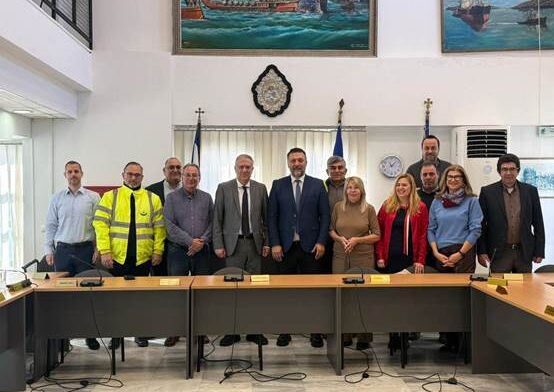 Σύσκεψη Δημάρχου Παλαιού Φαλήρου με Υπουργό Ανάπτυξης – Επένδυση στο νέο υπόγειο πάρκινγκ
