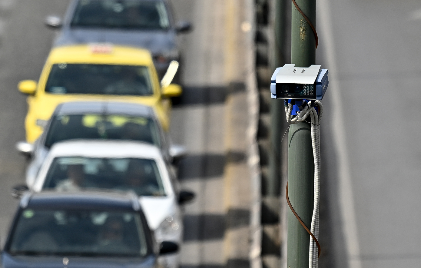 Επίσημη έναρξη για τις κάμερες στους δρόμους της Αττικής – Πρόστιμα μέσω email και SMS