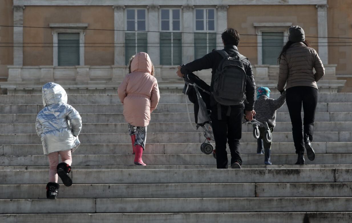 Επείγουσα προειδοποίηση καιρού: «Πορτοκαλί» συναγερμός με ψυχρό κύμα, παγετό και χιονοπτώσεις – Πού θα εκδηλωθούν τα φαινόμενα