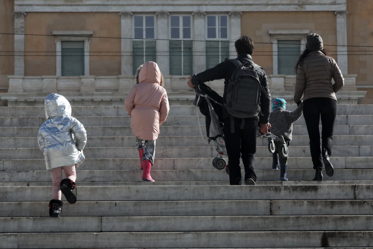 Επείγουσα προειδοποίηση καιρού: «Πορτοκαλί» συναγερμός με ψυχρό κύμα, παγετό και χιονοπτώσεις – Πού θα εκδηλωθούν τα φαινόμενα