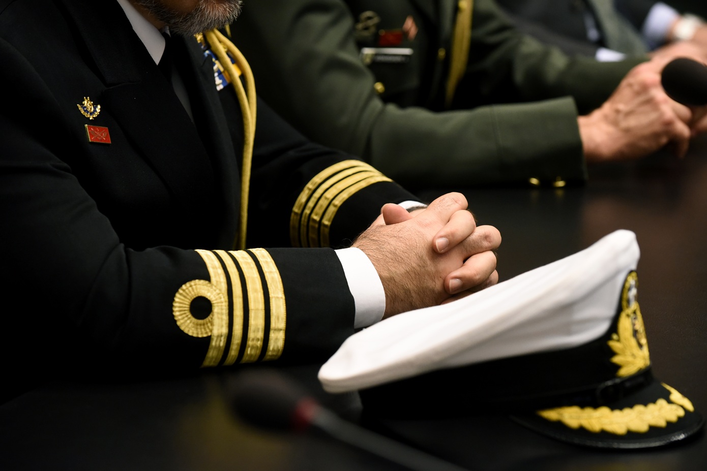 Ανακατατάξεις στις Ένοπλες Δυνάμεις – Ποιοί ανεβαίνουν και ποιοί αποχωρούν σε Στρατό, Ναυτικό και Αεροπορία