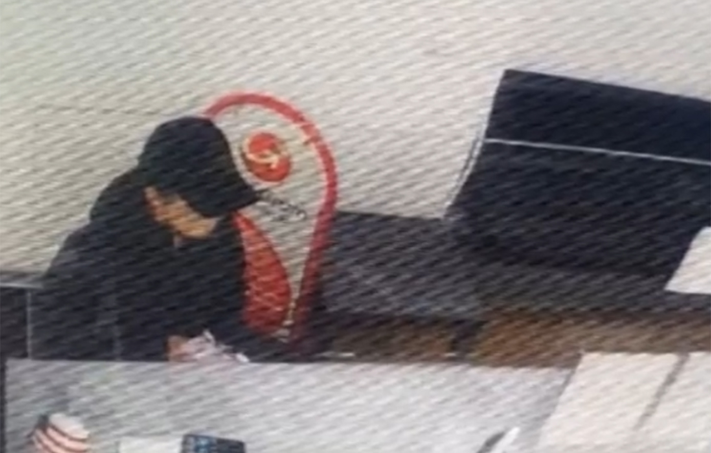 Μυστήριο Λόρα: Το «παραθυράκι» που την οδήγησε εκτός συνόρων – Πώς η 16χρονη ταξίδεψε στη Γερμανία χωρίς να την αντιληφθούν οι Αρχές