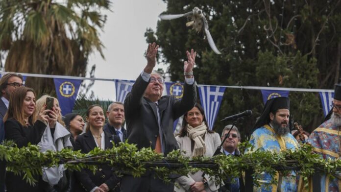 Με κατάνυξη ο εορτασμός των Θεοφανίων στο Μαρούσι