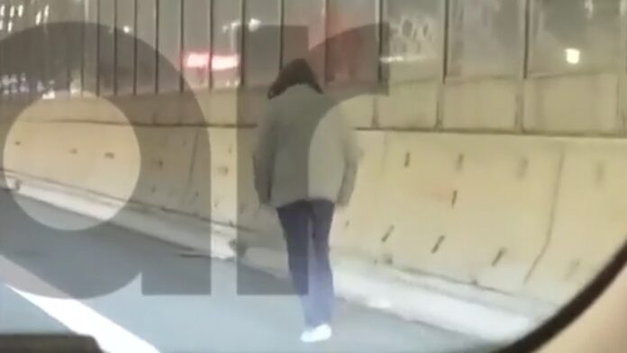 Σοκ! Μεθυσμένος περιπλανιόταν στην Εθνική Οδό από Κηφισιά μέχρι Βαρυμπόμπη – Περπατούσε ζιγκ-ζαγκ στο δρόμο