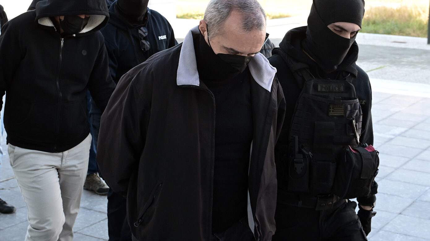 Ξεκινά σήμερα η δίκη για την υπόθεση της 12χρονης στον Κολωνό – «Ξανά στα δικαστήρια η μητέρα μας»