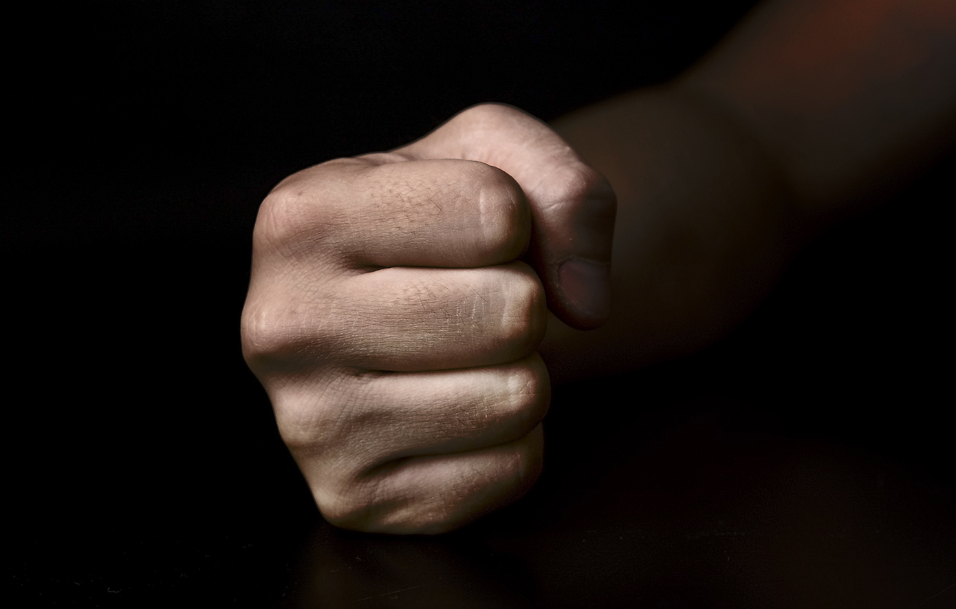 Ανήλικος τραυμάτισε 14χρονο στο σχολείο – Κατέληξε στο νοσοκομείο στο Αίγιο