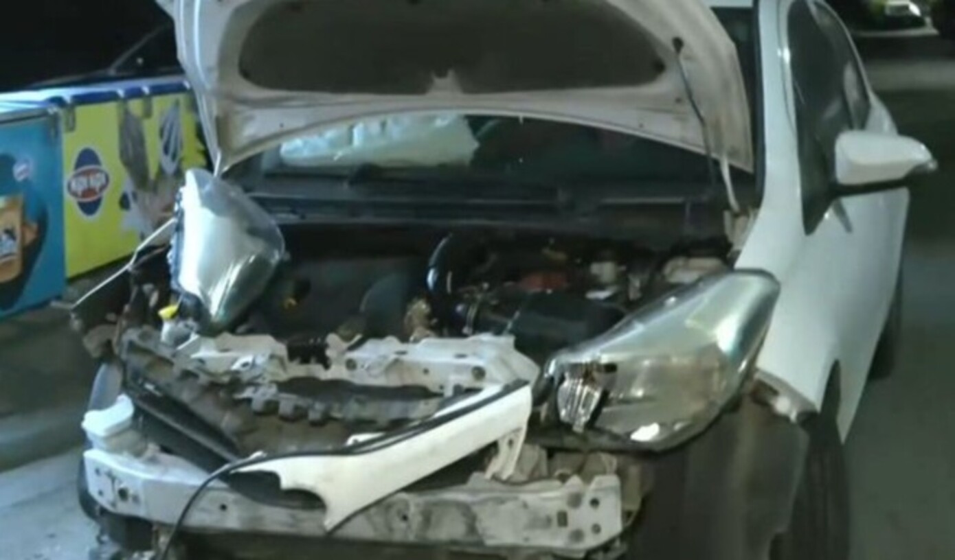 Φωτογραφίες από το ατύχημα με δύο τραυματίες στη Νέα Σμύρνη