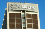 Η Nestlé αποσύρει προληπτικά παρτίδες βρεφικού γάλακτος από την ελληνική αγορά