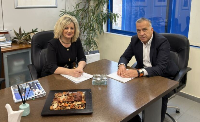 Σύσκεψη της Δημάρχου Οιχαλίας με τον Πρόεδρο της ΕΕΤΑΑ