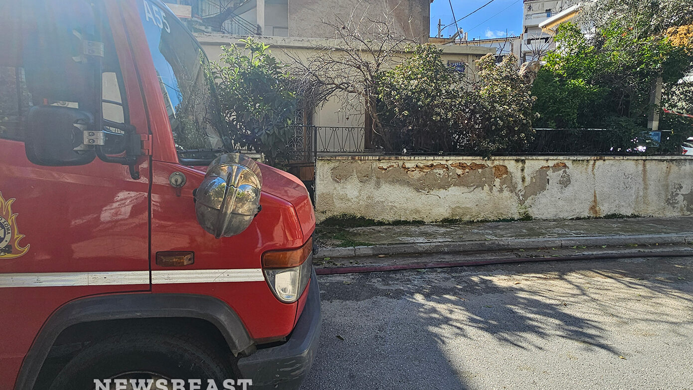 Πυρκαγιά σε εγκαταλελειμμένο οίκημα στη Νίκαια