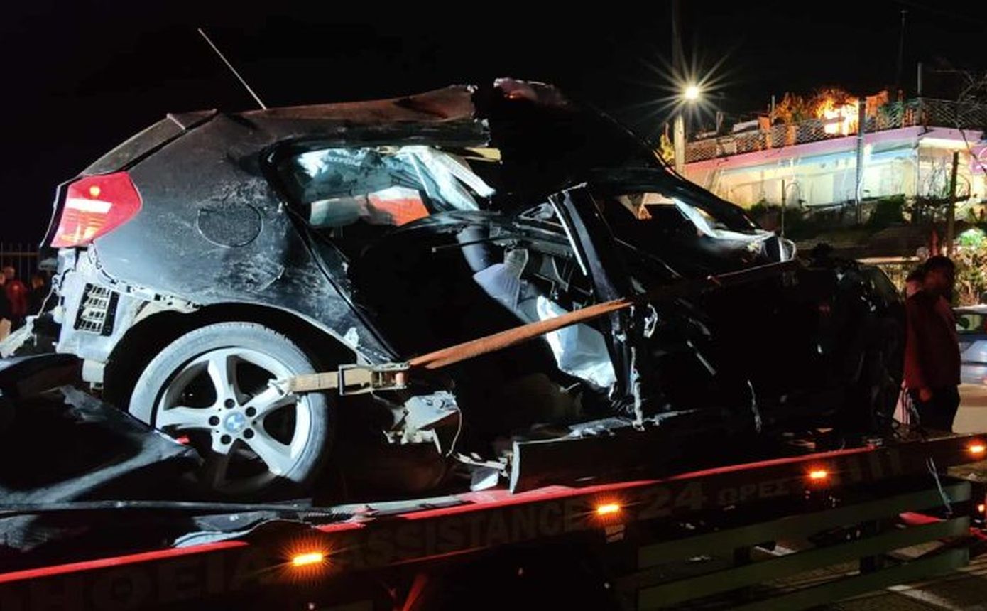 Κορίτσι και αγόρι, οι δύο θύματα στο τροχαίο στην Πάτρα – Συγκλονίζει η εικόνα του αυτοκινήτου μετά το δυστύχημα