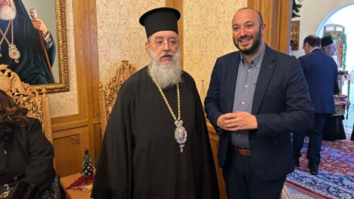 Ο Δήμαρχος Λυκόβρυσης-Πεύκης στην τελετή κοπής βασιλόπιτας της Ιεράς Μητρόπολης Κηφισιάς
