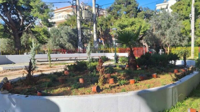 Φύτευση δέντρων σε παιδότοπο του Δήμου Λυκόβρυσης-Πεύκης