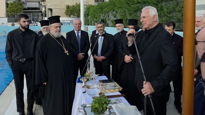 Με μεγαλοπρέπεια τα Θεοφάνια στον Δήμο Περιστερίου