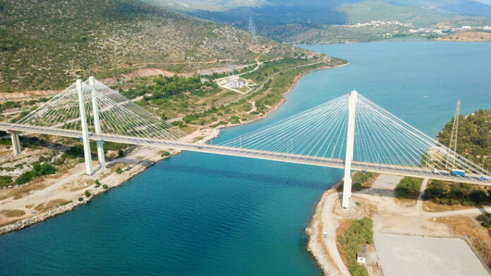 Δραματικό συμβάν στη Χαλκίδα: Μαθητής Γυμνασίου αυτοκτόνησε πέφτοντας από την Υψηλή Γέφυρα