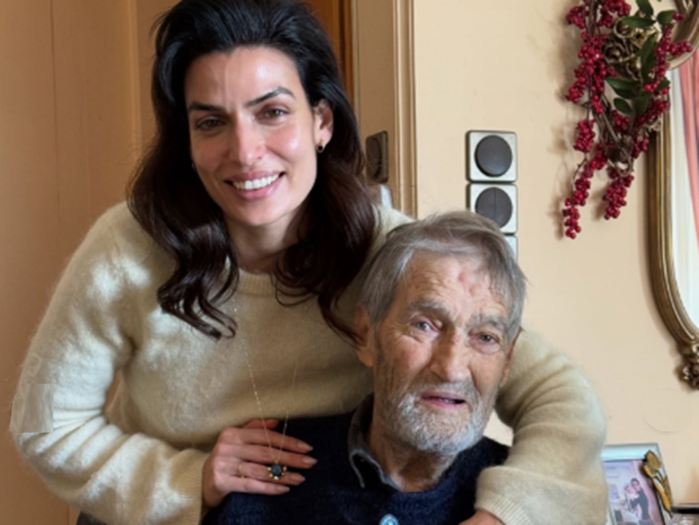 Η Τόνια Σωτηροπούλου συγκινεί για την απώλεια του πατέρα της: «Ήταν υπέροχος άνθρωπος» – «Με δίδαξε να σηκώνομαι πάντα μετά από κάθε πτώση»