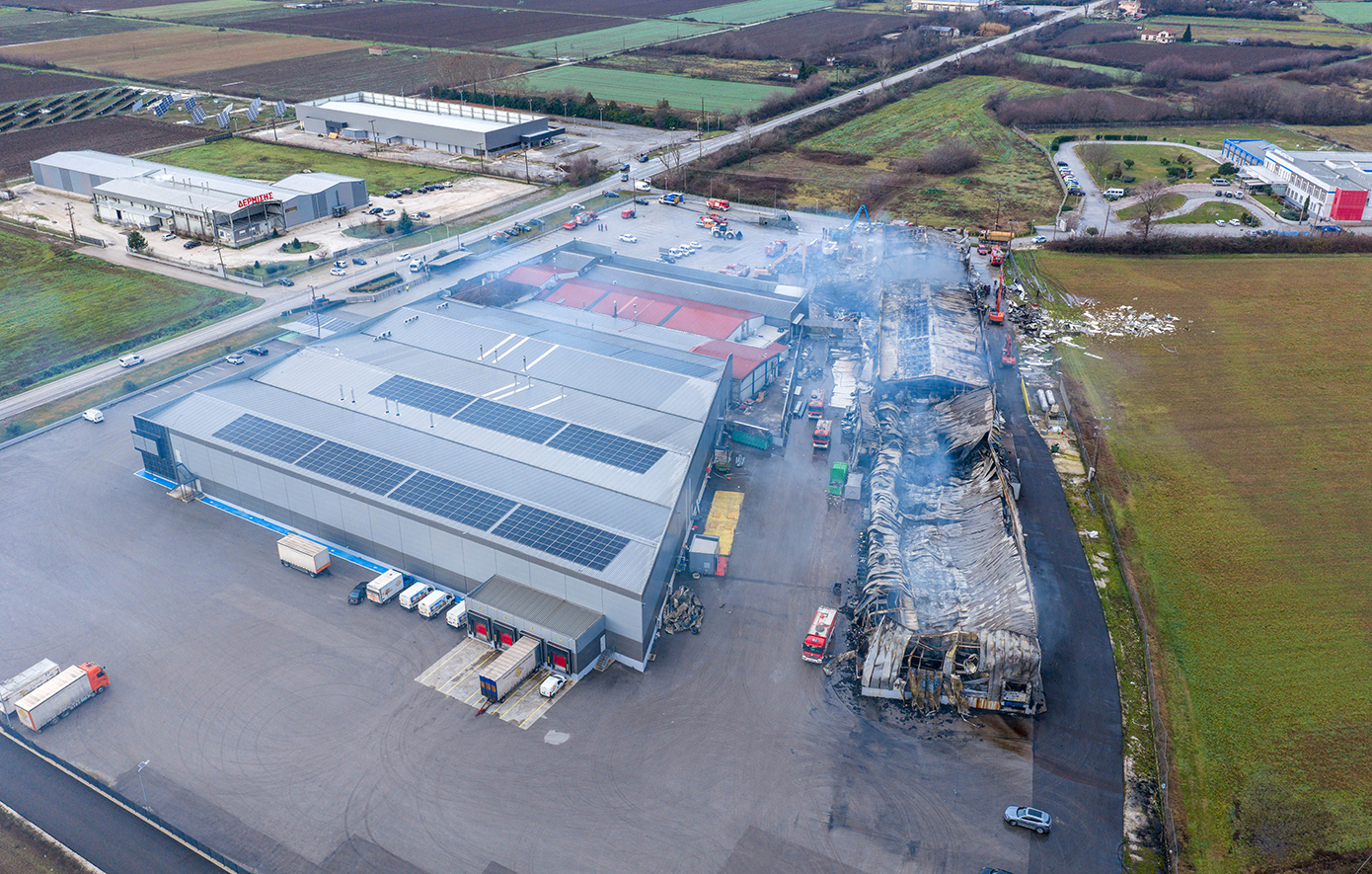 Τριήμερο πένθος στα Τρίκαλα για τις πέντε νεκρές εργάτριες στη «Βιολάντα»