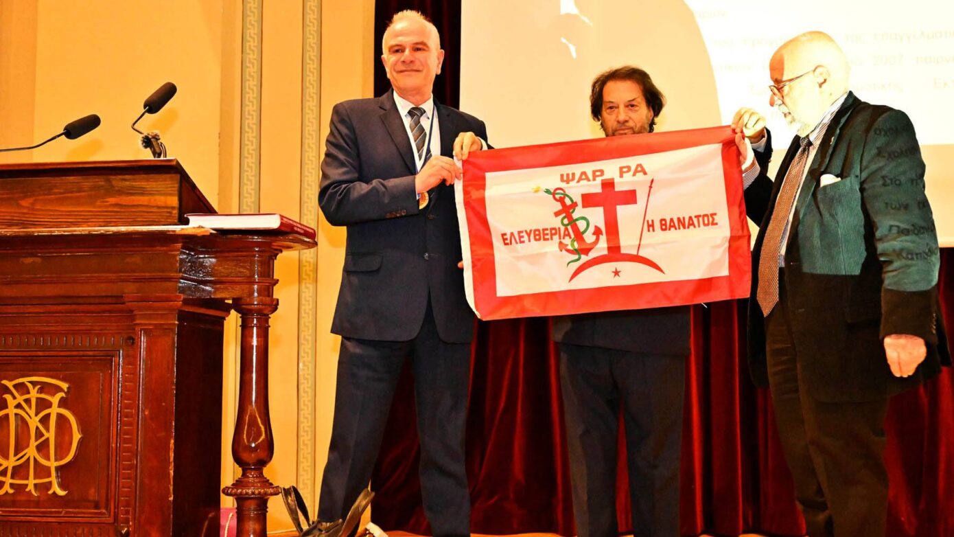 Τιμητική διάκριση για τον Δήμαρχο Η.Ν. Ψαρών από τον Φιλολογικό Σύλλογο «Παρνασσός»