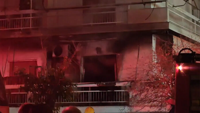 Κατάσβεση πυρκαγιάς σε διαμέρισμα στο Χαλάνδρι