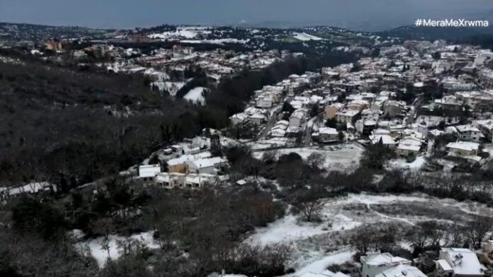Θεσσαλονίκη: Χιονισμένα τα ορεινά – Ποια σχολεία έκλεισαν