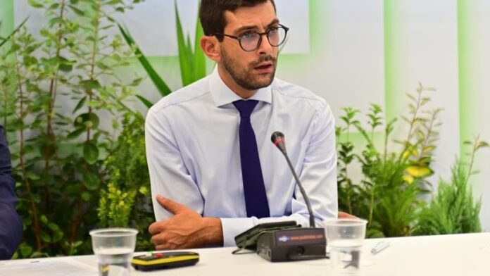 Μητσοτάκης σε δήμαρχο Άη Στράτη: «Θα είμαι στο πλευρό σου» – Η αποκάλυψη για τη σπάνια μορφή καρκίνου