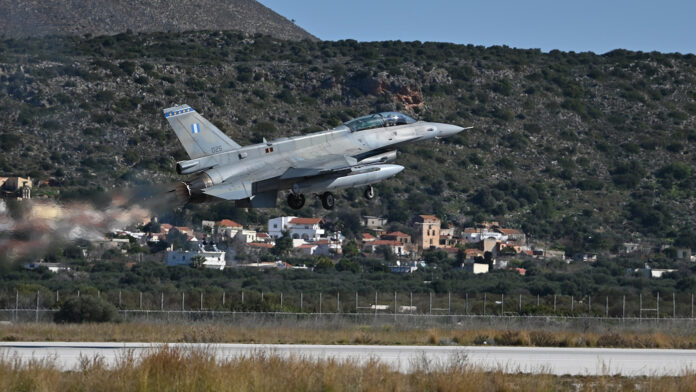 Αρχίζει η ολοκληρωτική αναβάθμιση των 38 μαχητικών F-16 Block 50: Μετά από χρόνια καθυστερήσεων, προχωρά το πολυαναμενόμενο πρόγραμμα