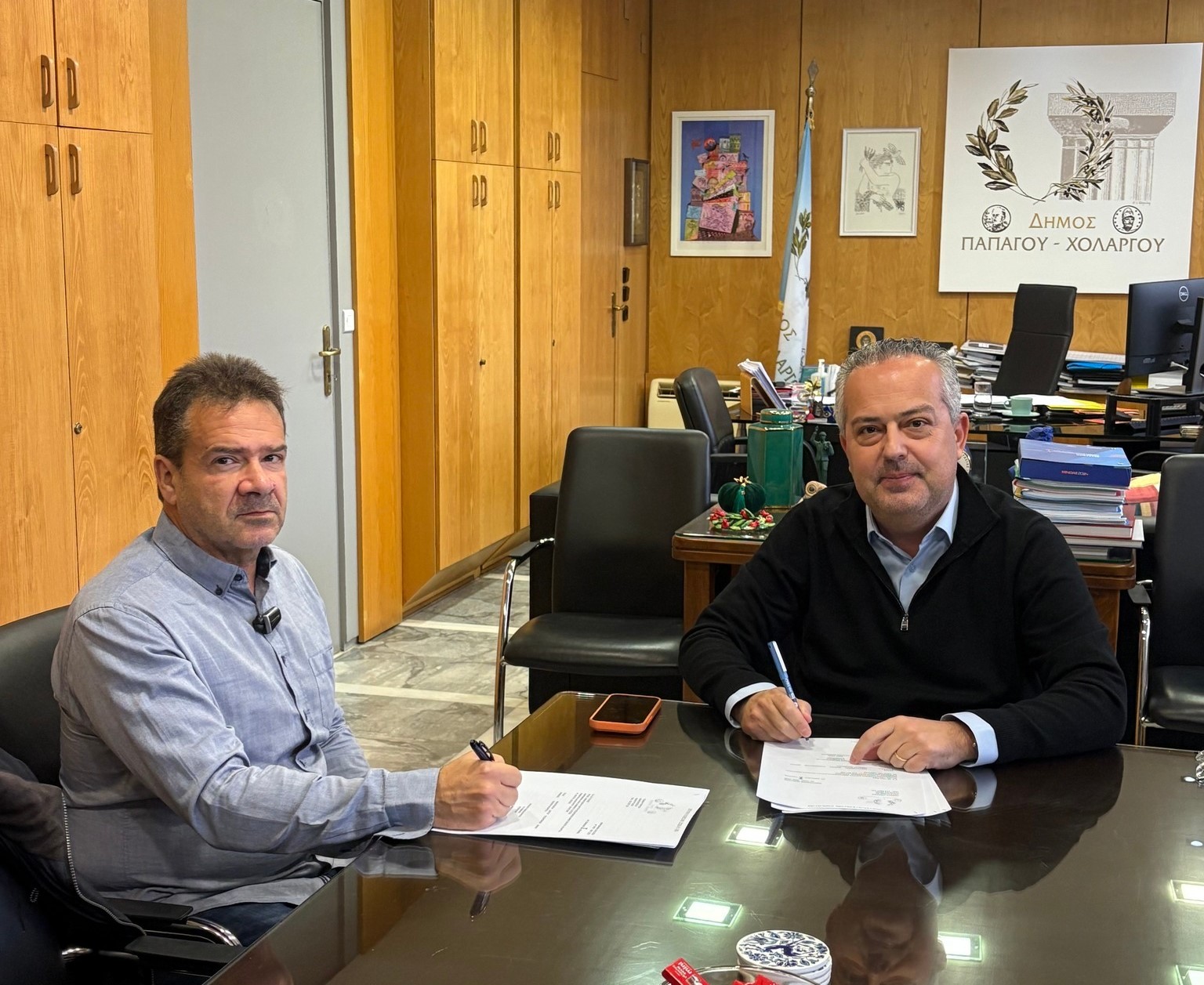 Δ. Παπάγου – Χολαργού: Υπεγράφη σύμβαση για την ανακατασκευή δικτύου πεζοδρομίων