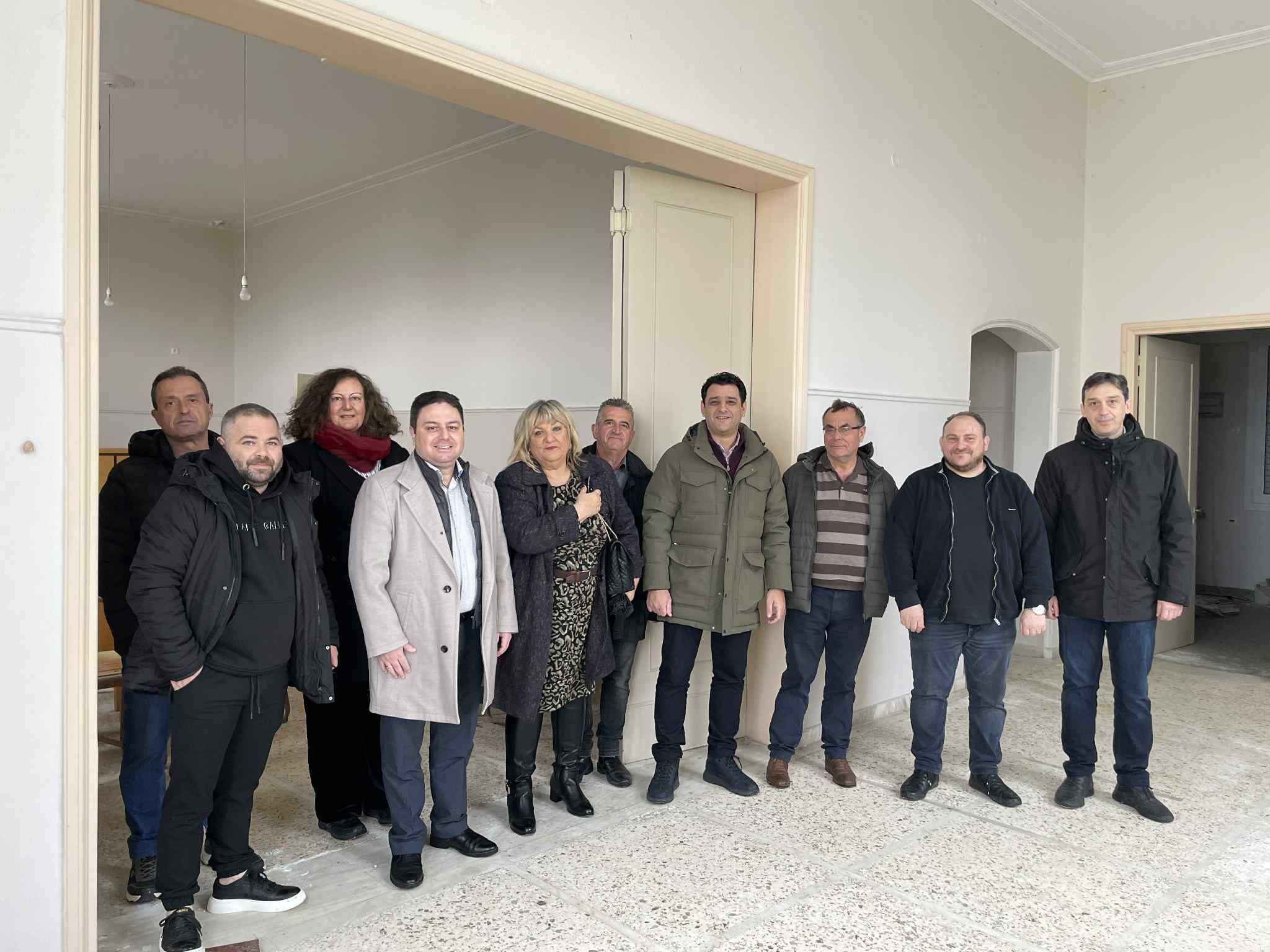 Δ. Κύμης – Αλιβερίου: Επίσημη παράδοση του παλιού Ειρηνοδικείου Αυλωναρίου