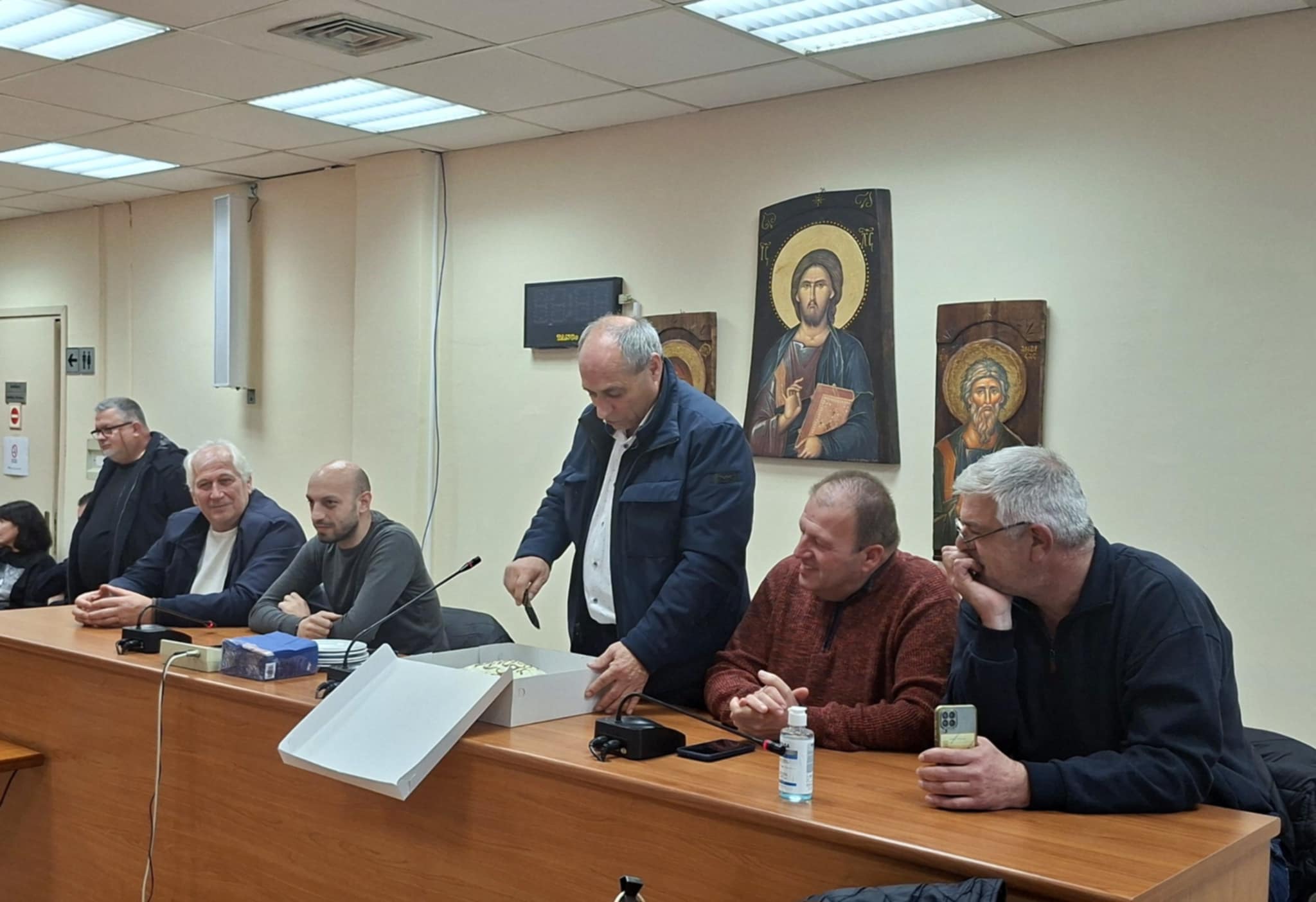 Ο δήμαρχος Πύδνας – Κολινδρού στην εκδήλωση κοπής πίτας των δημοτικών υπαλλήλων