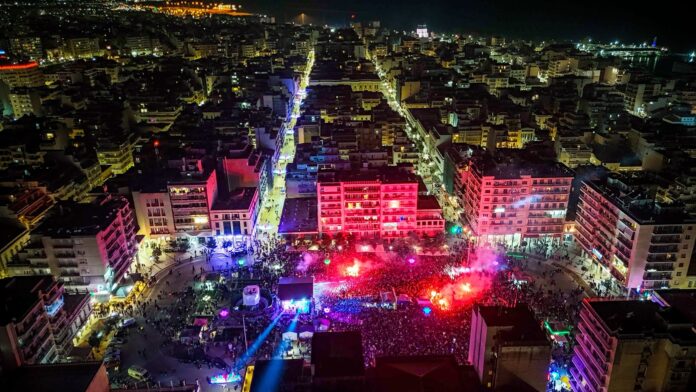 Η κορύφωση του πατρινού καρναβαλιού σήμερα και αύριο – Αυξημένες πληρότητες και μέτρα ασφαλείας για χιλιάδες επισκέπτες