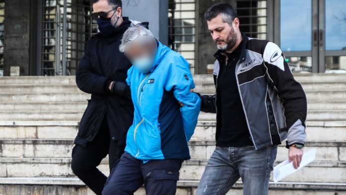Διπλό φονικό στη Μενεμένη: Προφυλακιστέοι οι δύο ύποπτοι – Οι ισχυρισμοί τους στις απολογίες