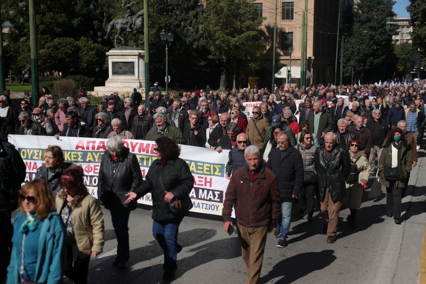 Στους δρόμους οι συνταξιούχοι – «Τα χρήματα εξαντλούνται σε δέκα ημέρες»