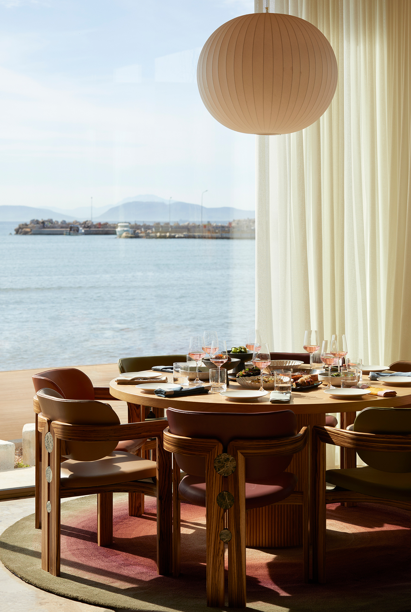 Bungalow7: Όταν η «συνειδητή πολυτέλεια» αγκαλιάζει τις οικολογικά υπεύθυνες πρακτικές