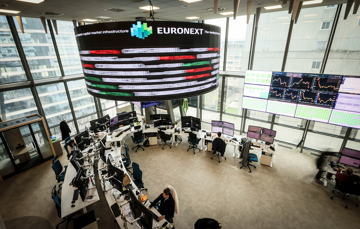 «Ανάσα» για τις ευρωπαϊκές μετοχές – Ο STOXX 600 αντέχει απέναντι στην AI και τους δασμούς