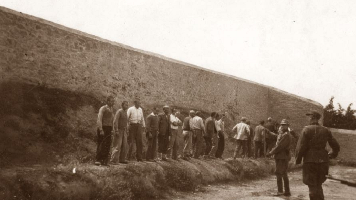 Ποια είναι η τιμή για τις φωτογραφίες της εκτέλεσης των 200 στο Σκοπευτήριο Καισαριανής που διατίθενται στο eBay