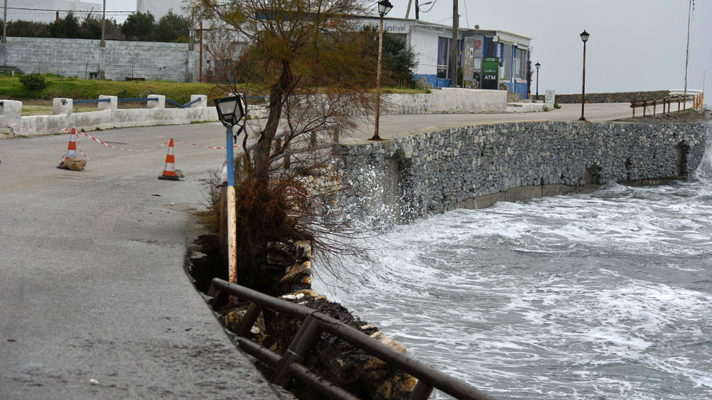 Δύο δημοτικές κοινότητες στη Νάξο σε κατάσταση έκτακτης ανάγκης