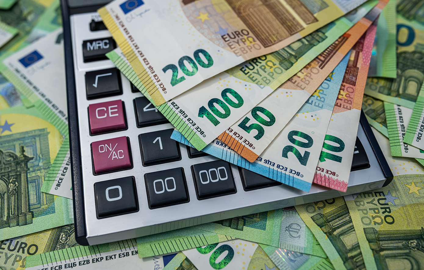 e-ΕΦΚΑ και ΔΥΠΑ: Πότε κατατίθενται τα ποσά στους λογαριασμούς – Λεπτομέρειες για τις πληρωμές 87.640 δικαιούχων