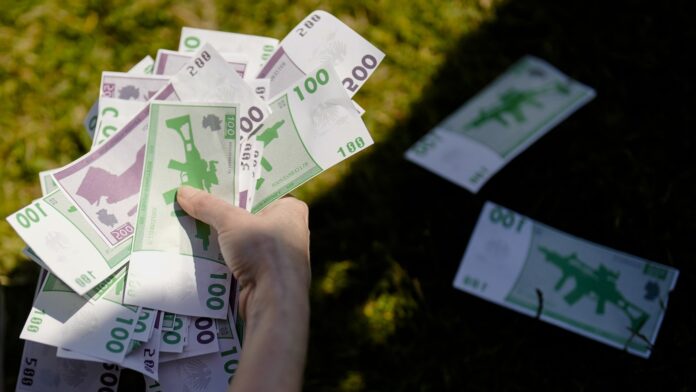 Από την Κιργιζία στο Ντουμπάι: Το ρωσικό χρηματοσύστημα τύπου Monopoly που ανησυχεί τη Δύση