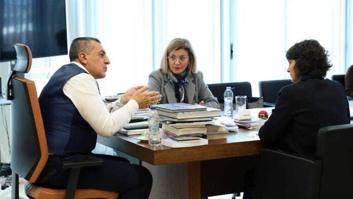 Φρέσκος κύκλος συνεργασίας ανάμεσα σε Περιφέρεια Θεσσαλίας και Γαλλία