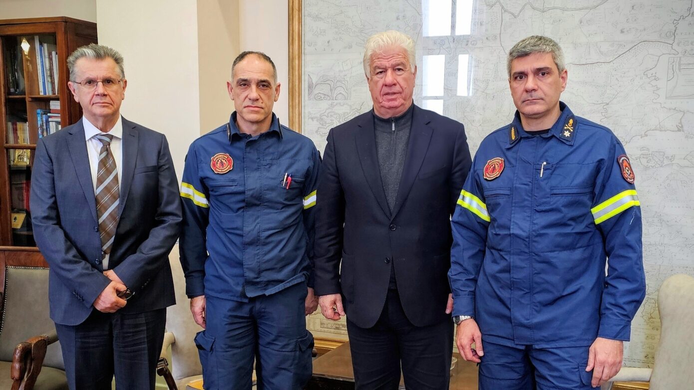 Περιφέρεια Ιονίων Νήσων: Συνάντηση Γ. Τρεπεκλή με τους νέους αρχηγούς της Πυροσβεστικής Υπηρεσίας