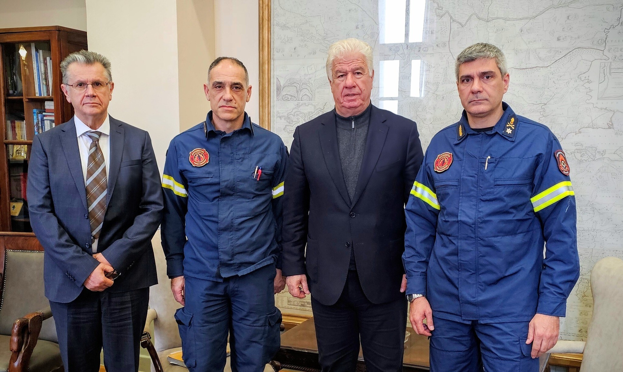 Περιφέρεια Ιονίων Νήσων: Συνάντηση Γ. Τρεπεκλή με τους νέους αρχηγούς της Πυροσβεστικής Υπηρεσίας