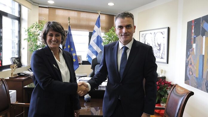 Συνάντηση δημάρχου Λαρισαίων με την Πολιτιστική Εκπρόσωπο της Γαλλικής Πρεσβείας