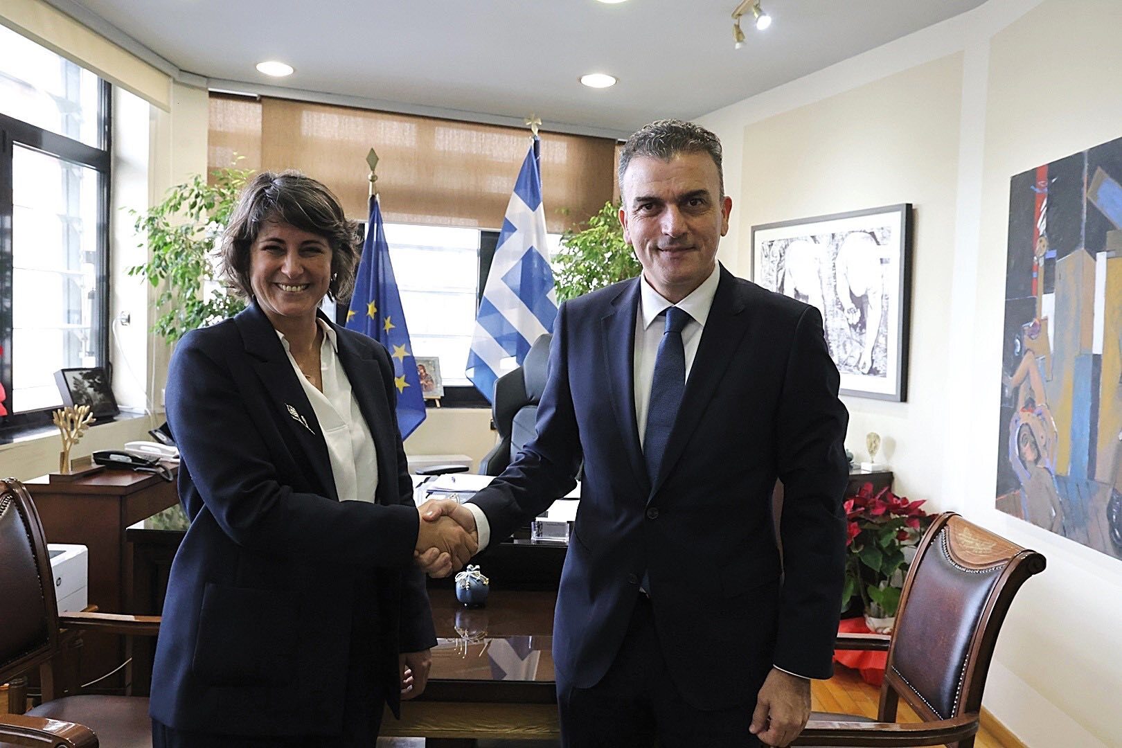 Συνάντηση δημάρχου Λαρισαίων με την Πολιτιστική Εκπρόσωπο της Γαλλικής Πρεσβείας