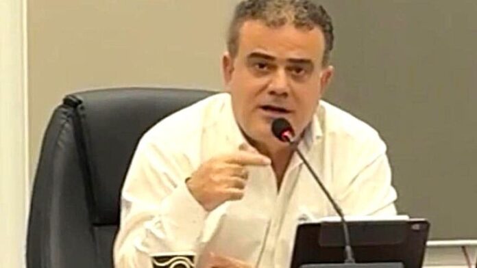 Χρ.Αηδόνης: «Τιμούμε τους εργαζόμενους – Αποτελούν τον πυρήνα της καθημερινής λειτουργίας του Δήμου»