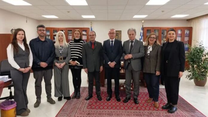 Συνάντηση Περιφερειάρχη Δυτικής Μακεδονίας με Δήμαρχο και Γεν. Πρόξενο Ελλάδας στην Κορυτσά